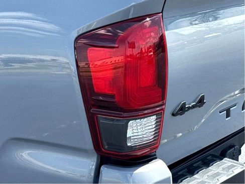 Used 2021 Toyota Tacoma SR5 w/ Trail Edition AWD/4WD image 6