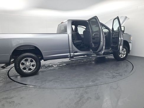 Used 2024 RAM 3500 Big Horn AWD/4WD image 75