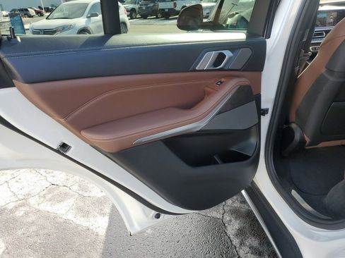 Used 2019 BMW X5 xDrive40i w/ Luxury Seating Package image 26
