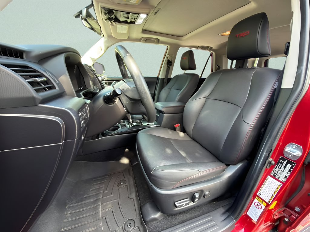 Used 2019 Toyota 4Runner TRD Off-Road Premium AWD/4WD image 12