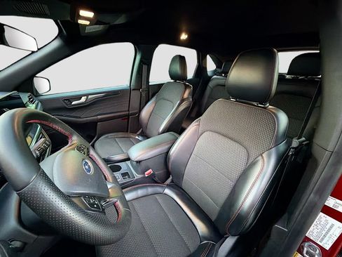 Used 2024 Ford Escape ST-Line w/ Tech Pack #1 FWD image 20