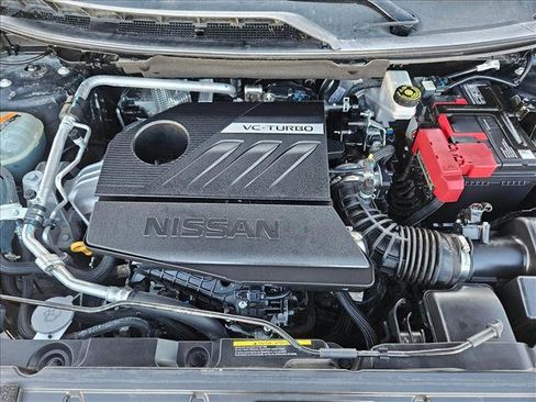 Used 2024 Nissan Rogue SV image 18