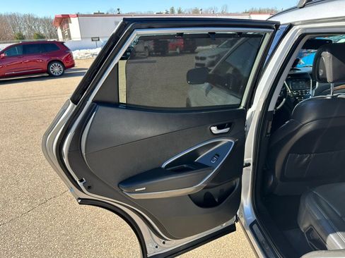 Used 2018 Hyundai Santa Fe Sport 2.0T w/ Cargo Package image 19