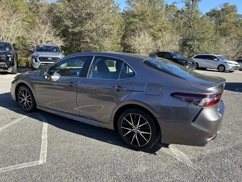 Certified 2024 Toyota Camry SE image 4