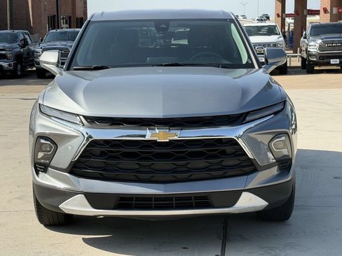 Used 2025 Chevrolet Blazer LT FWD image 8
