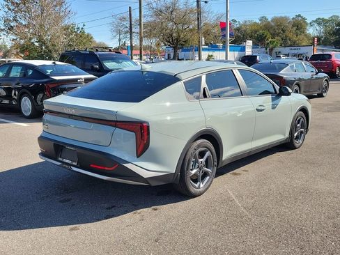 New 2026 Kia K4 LXS image 6