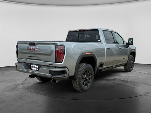 New 2026 GMC Sierra 2500 AT4 w/ AT4 Premium Plus Package AWD/4WD image 8