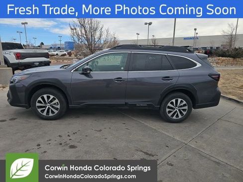 Used 2025 Subaru Outback Premium image 4