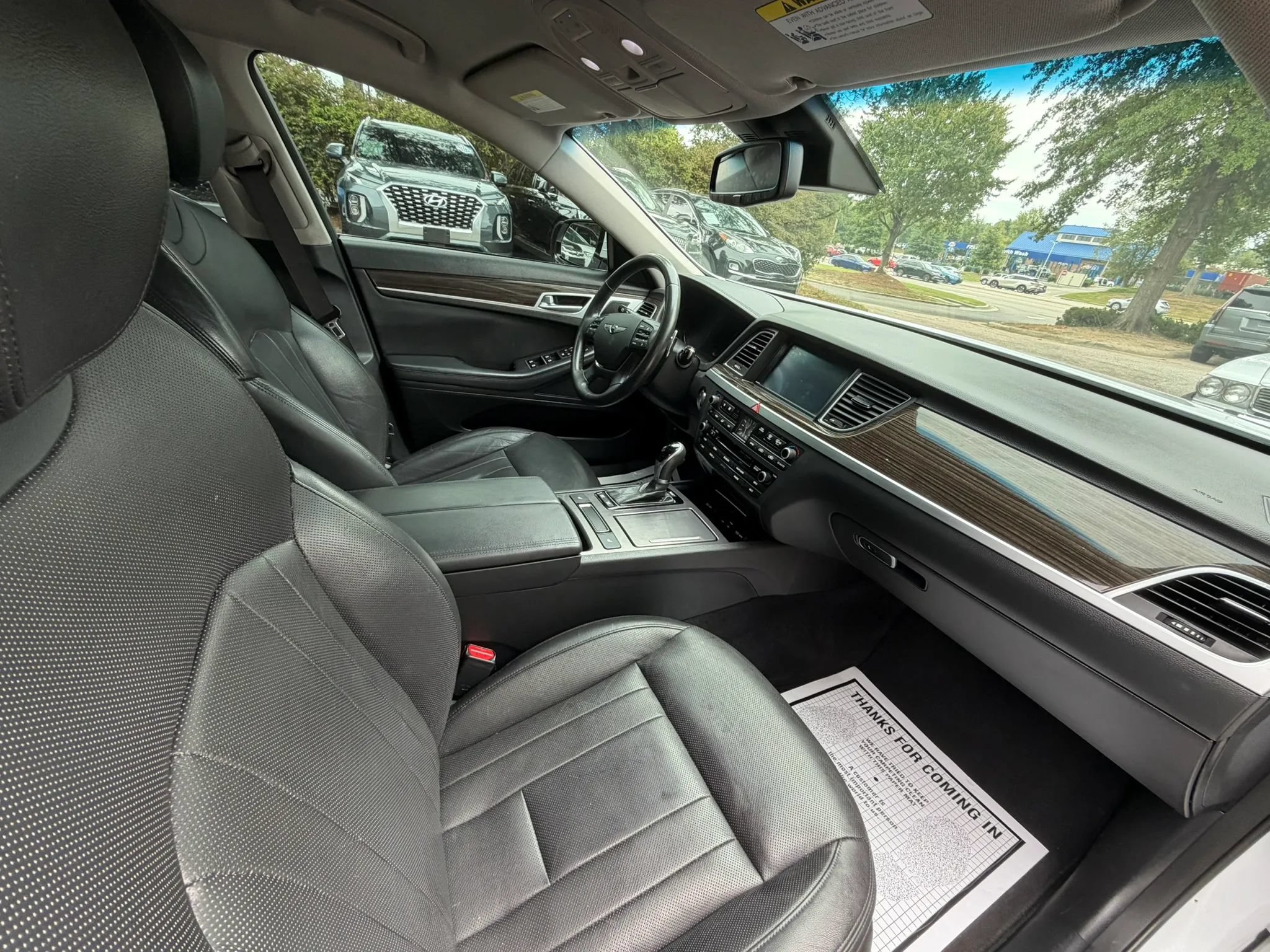 Used 2017 Genesis G80 3.8 RWD image 10