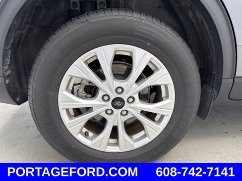 Certified 2024 Ford Escape Active AWD/4WD image 40