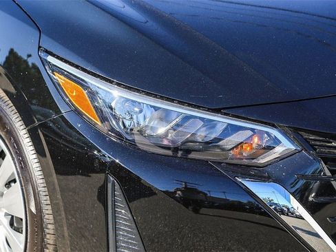 New 2025 Nissan Sentra S FWD image 4