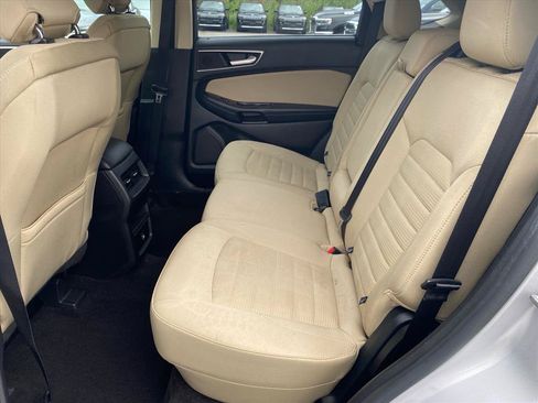 Used 2016 Ford Edge SEL AWD/4WD image 21