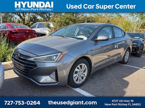 Used 2019 Hyundai Elantra SE image 1