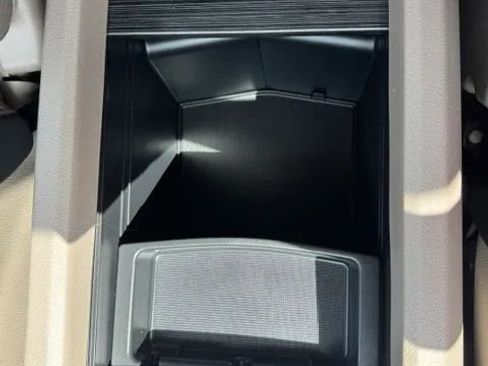 Used 2018 Honda Pilot EX-L image 12