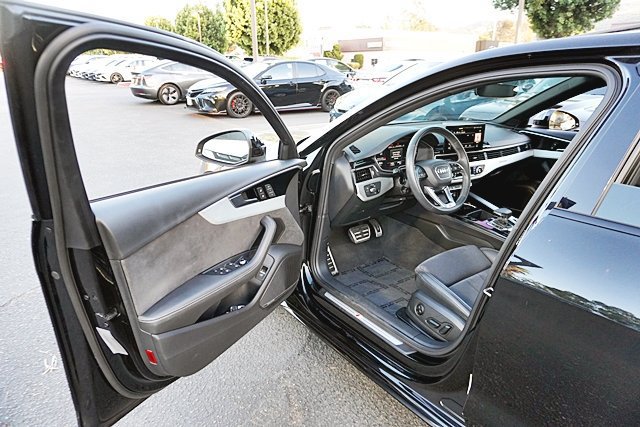 Used 2023 Audi A4 2.0T Premium Plus w/ Premium Plus Package AWD/4WD image 49