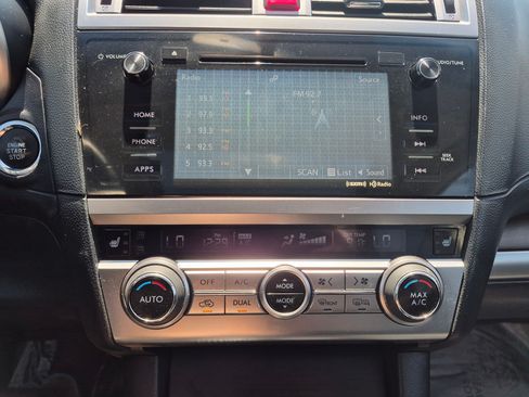 Used 2017 Subaru Outback 3.6R Limited w/ Popular Package #5 AWD/4WD image 25