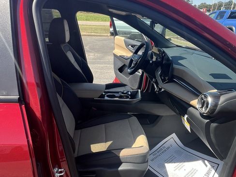 New 2027 Chevrolet Equinox ACTIV AWD/4WD image 24