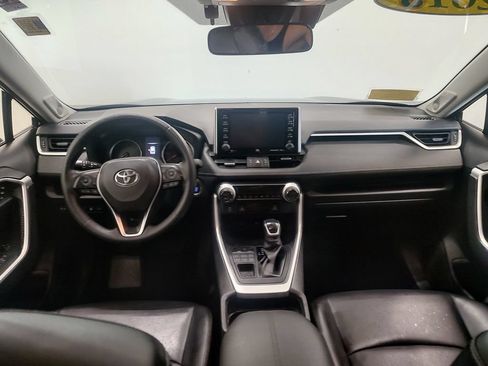 Used 2019 Toyota RAV4 XLE Premium w/ Cold Weather Package AWD/4WD image 12