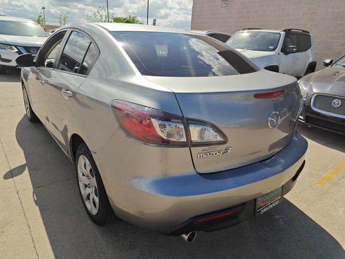 Used 2010 MAZDA MAZDA3 i Sport FWD image 6