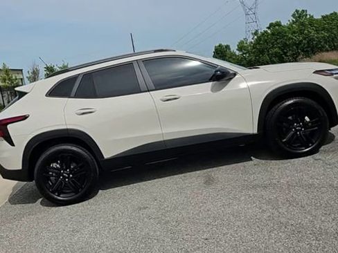 New 2026 Chevrolet Trax ACTIV w/ Driver Confidence Package FWD image 9