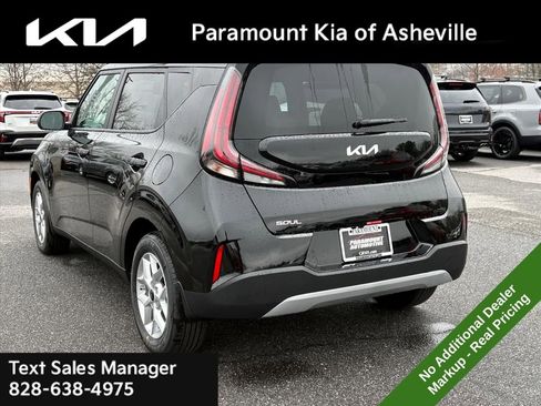 New 2025 Kia Soul LX w/ LX Technology Package image 4