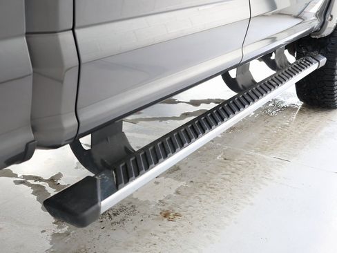 Used 2017 Ford F350 Lariat w/ Lariat Value Package image 35