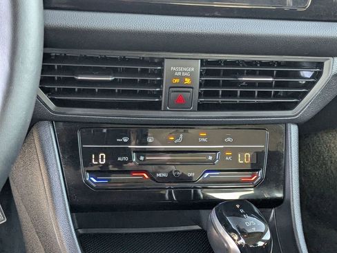 Used 2025 Volkswagen Jetta S image 22