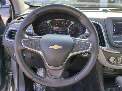 Used 2023 Chevrolet Equinox LT w/ Driver Convenience Package image 14