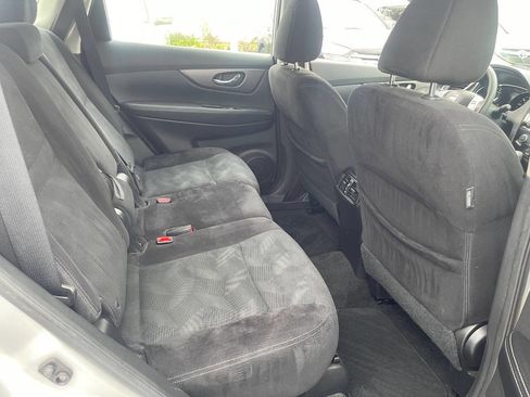 Used 2014 Nissan Rogue S AWD/4WD image 24