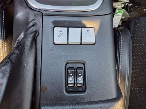Used 2025 Toyota GR86 Premium w/ ALL Weather Mat Package (TMS) RWD image 17