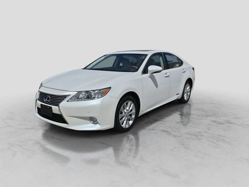 Used 2013 Lexus ES 300h w/ Premium Pkg FWD image 4