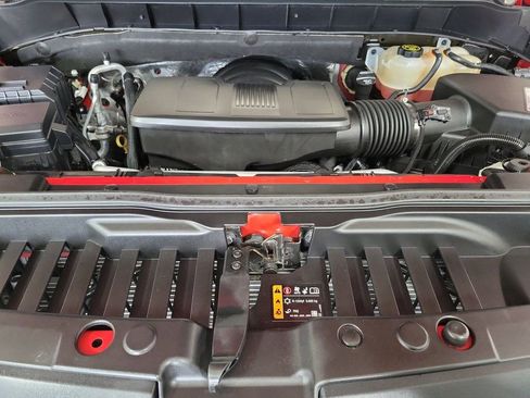 Used 2021 Chevrolet Silverado 1500 LT w/ Z71 Off-Road Package image 20