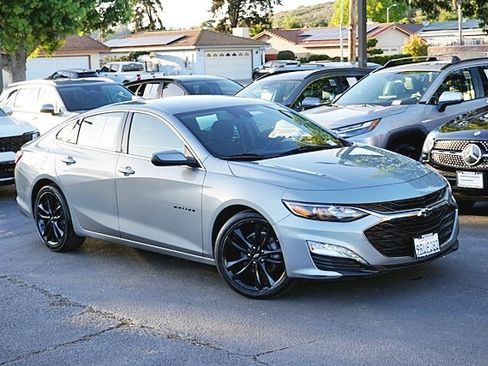 Used 2023 Chevrolet Malibu LT w/ Sport Edition image 3
