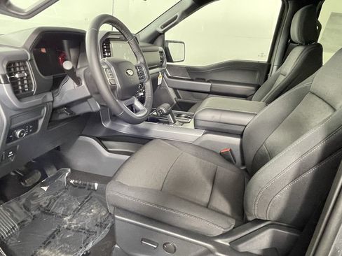 New 2026 Ford F150 XLT w/ XLT Black Appearance Package AWD/4WD image 10
