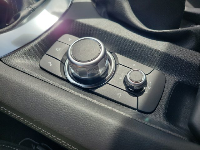 New 2026 MAZDA MX-5 Miata Club w/ Interior Package RWD image 17