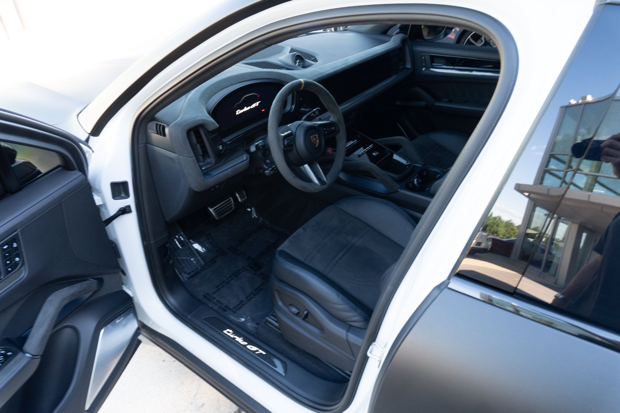Used 2024 Porsche Cayenne Turbo GT AWD/4WD image 12