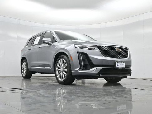 Used 2023 Cadillac XT6 Premium Luxury FWD image 48