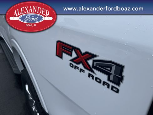 New 2026 Ford Ranger Lariat w/ FX4 Off-Road Package AWD/4WD image 9