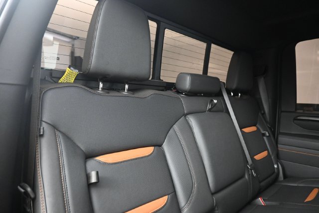 Used 2025 GMC Sierra 2500 AT4 AWD/4WD image 55