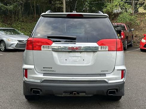 Used 2017 GMC Terrain SLT w/ Open Road Package AWD/4WD image 4