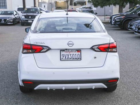Used 2025 Nissan Versa S w/ Trunk Package image 7