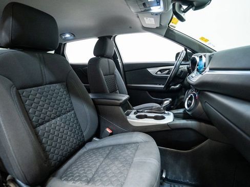 Used 2020 Chevrolet Blazer LT image 15