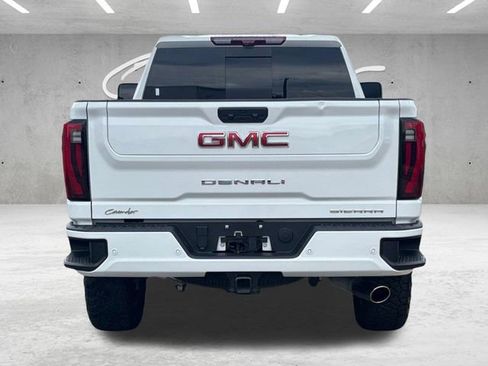 Used 2025 GMC Sierra 2500 Denali w/ Denali Reserve Package AWD/4WD image 19