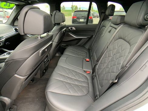 Used 2026 BMW X5 xDrive40i AWD/4WD image 27