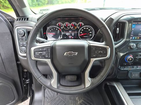 Used 2022 Chevrolet Silverado 1500 RST w/ Safety Package AWD/4WD image 14