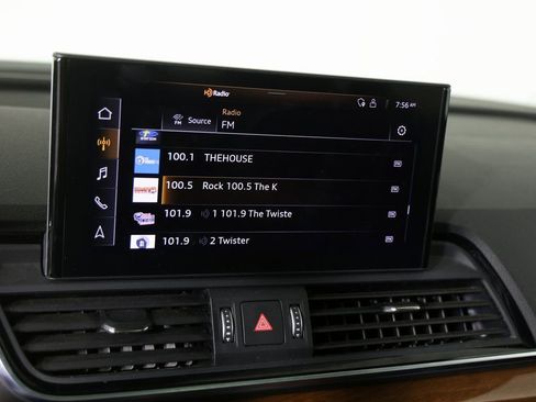 Used 2021 Audi Q5 2.0T Premium Plus image 16