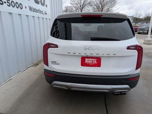 Used 2022 Kia Telluride EX w/ EX Premium Package image 18
