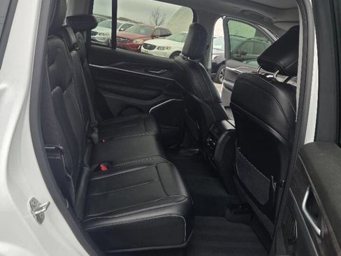 Used 2023 Jeep Grand Cherokee 4WD 4xe image 12