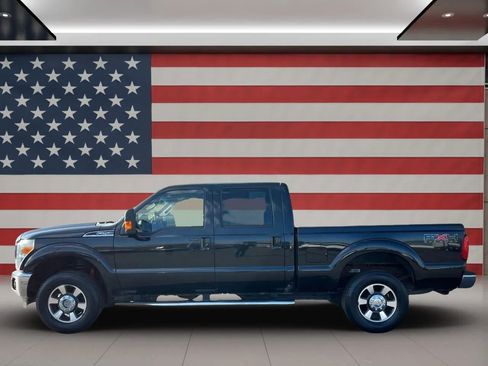 Used 2011 Ford F250 Lariat w/ Lariat Interior Pkg image 8