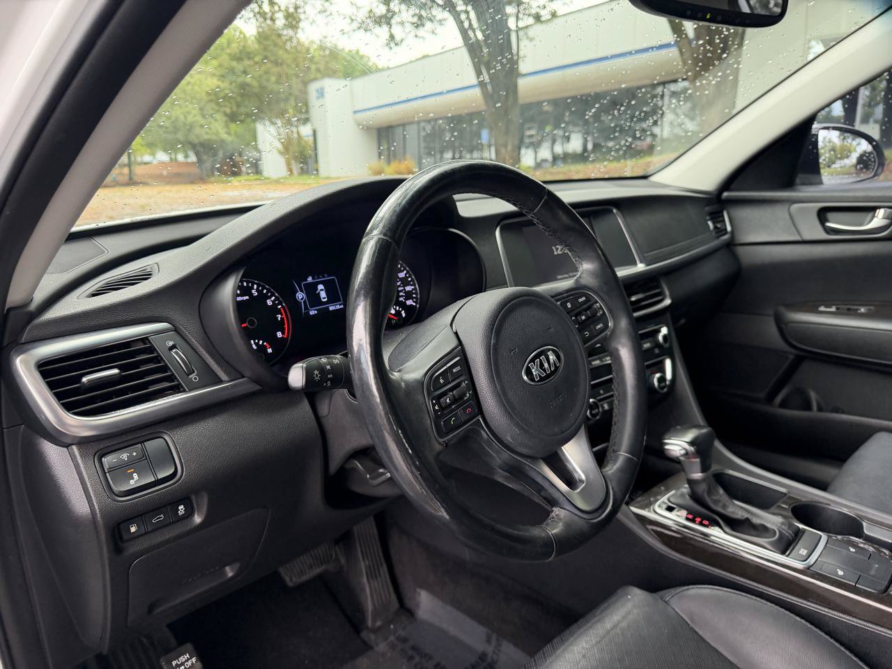 Used 2018 Kia Optima EX FWD image 10
